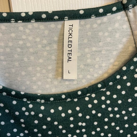 Tickled Teal - Brooklyn Flare Sleeve Top - Green Dot - Picture 6 of 6